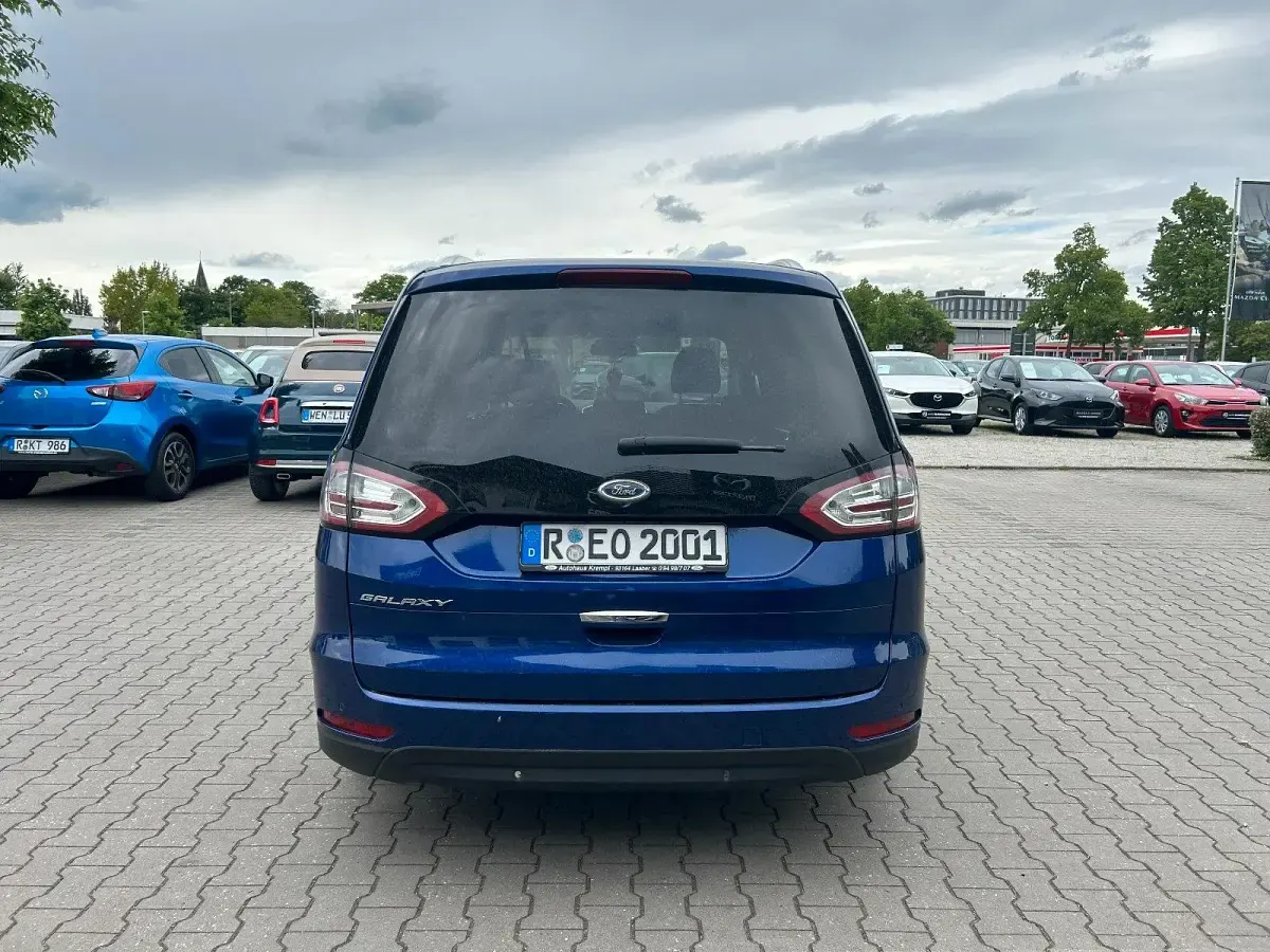 Gebraucht Ford Galaxy 150 PS (110 kW) 2016 Blau Van / Kleinbus