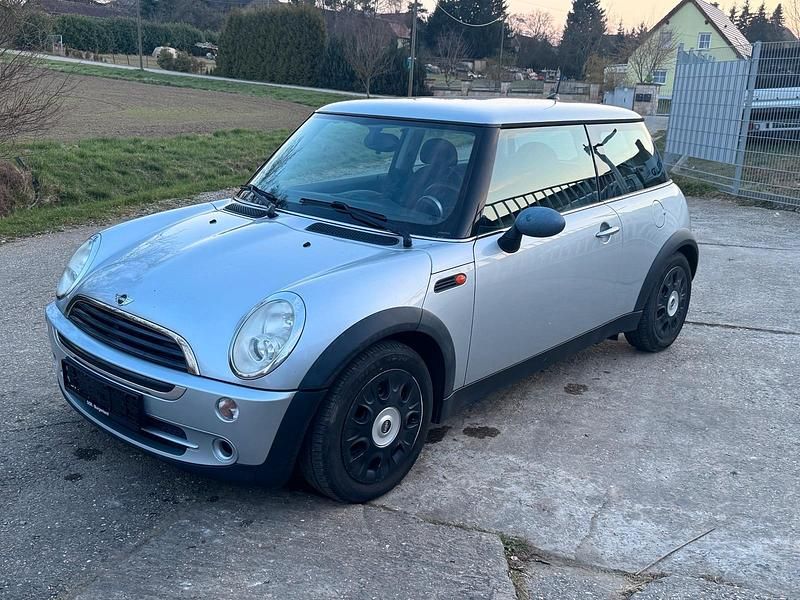 Second-hand Mini Cooper 90 CP (66 kW) 2006 Argintiu Hatchback