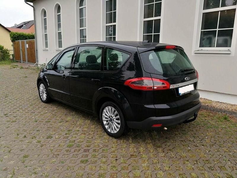 Gebraucht Ford S-MAX Titanium 150 PS (110 kW) 2014 Schwarz Van / Kleinbus