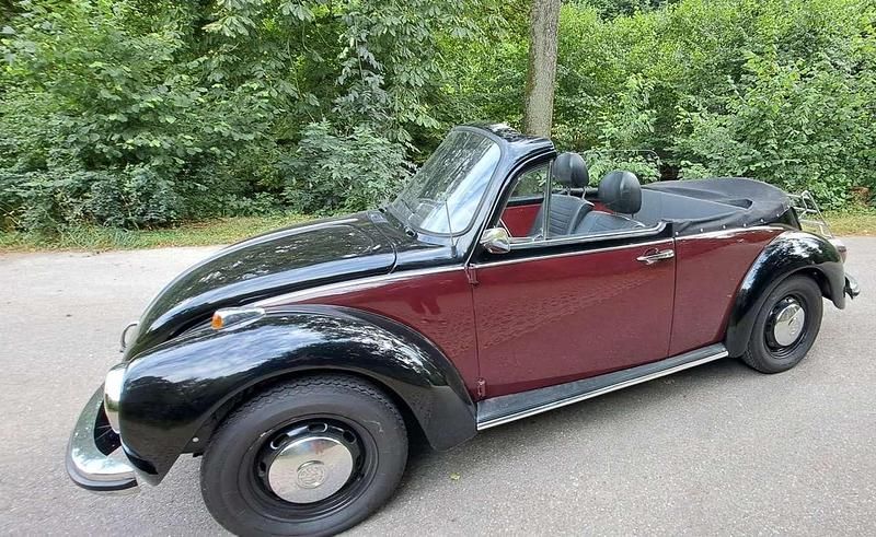 Schwarz Gebraucht 1973 VW Käfer Cabrio | 27.500 € - Bild 1/4
