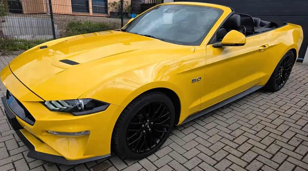 Gebraucht Ford Mustang GT 450 PS (330 kW) 2018 Gelb Cabrio