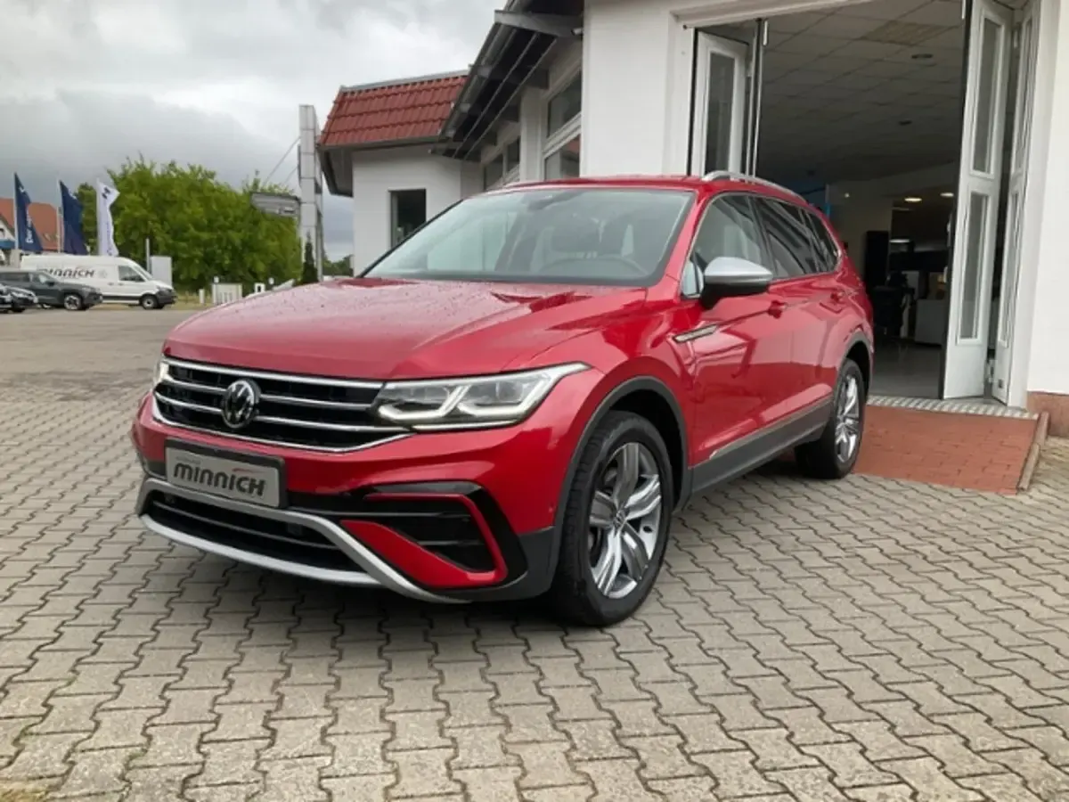 Gebraucht VW Tiguan Allspace Elegance 200 PS (147 kW) 2022 SUV