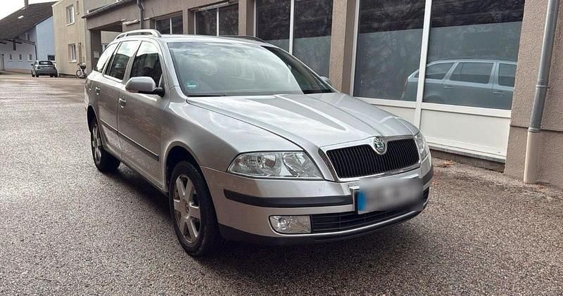 Silber Gebraucht 2007 Skoda Octavia Kombi | 3.200 € (Fairer Preis) - Bild 1/4
