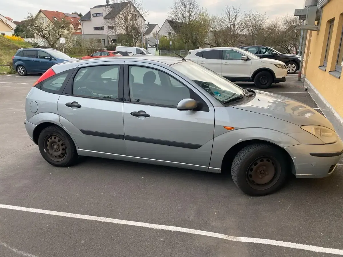 Used Ford Focus 105 HP (77 kW) 2003 Hatchback