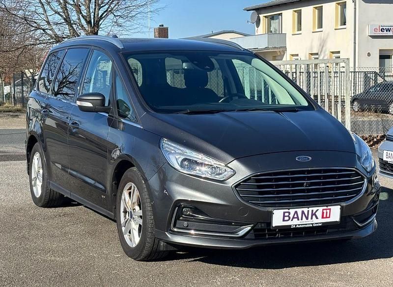 Gebraucht Ford Galaxy Titanium 190 PS (139 kW) 2019 Grau Van / Kleinbus