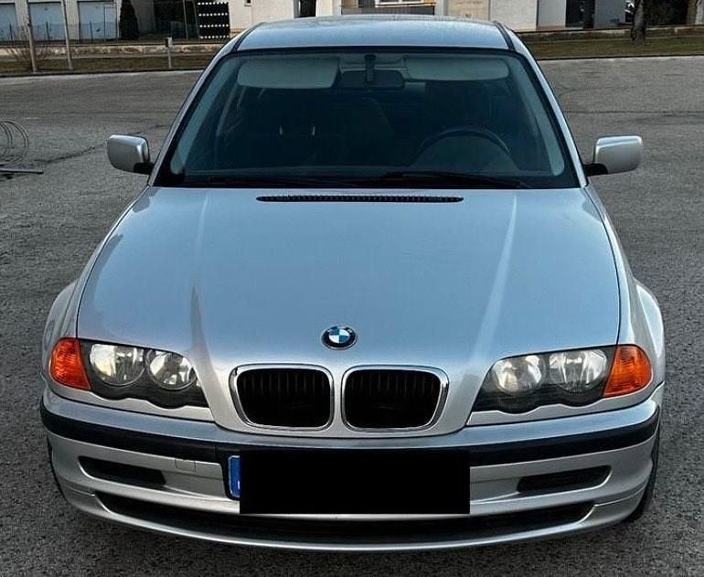 Gebraucht BMW 318 118 PS (86 kW) 2001 Silber Limousine