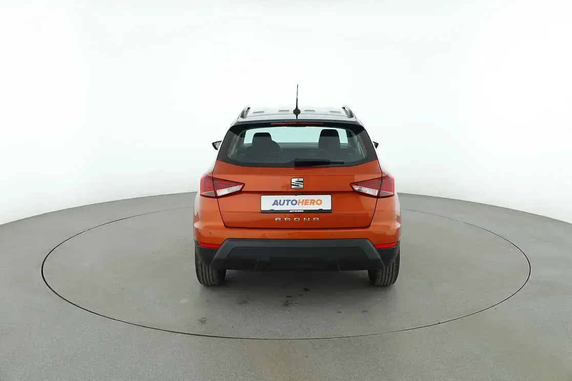 Gebraucht Seat Arona Style 116 PS (85 kW) 2020 Orange SUV