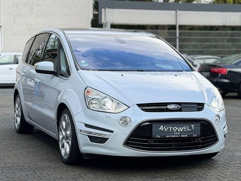 Gebraucht Ford S-MAX Titanium 163 PS (119 kW) 2011 Weiß Van / Kleinbus