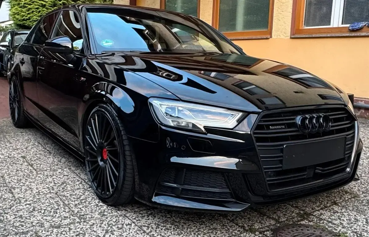 Gebraucht Audi A3 Comfort 190 PS (139 kW) 2017 Schwarz Limousine