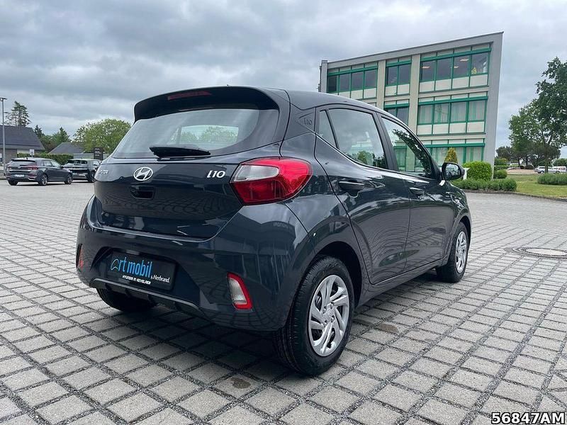 Gebraucht Hyundai i10 Select 63 PS (46 kW) 2025 Grau Kleinwagen