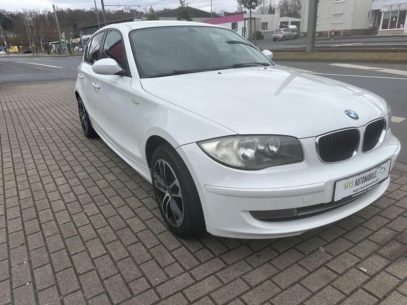 Gebraucht BMW 116 Advantage 122 PS (89 kW) 2009 Weiß Kleinwagen