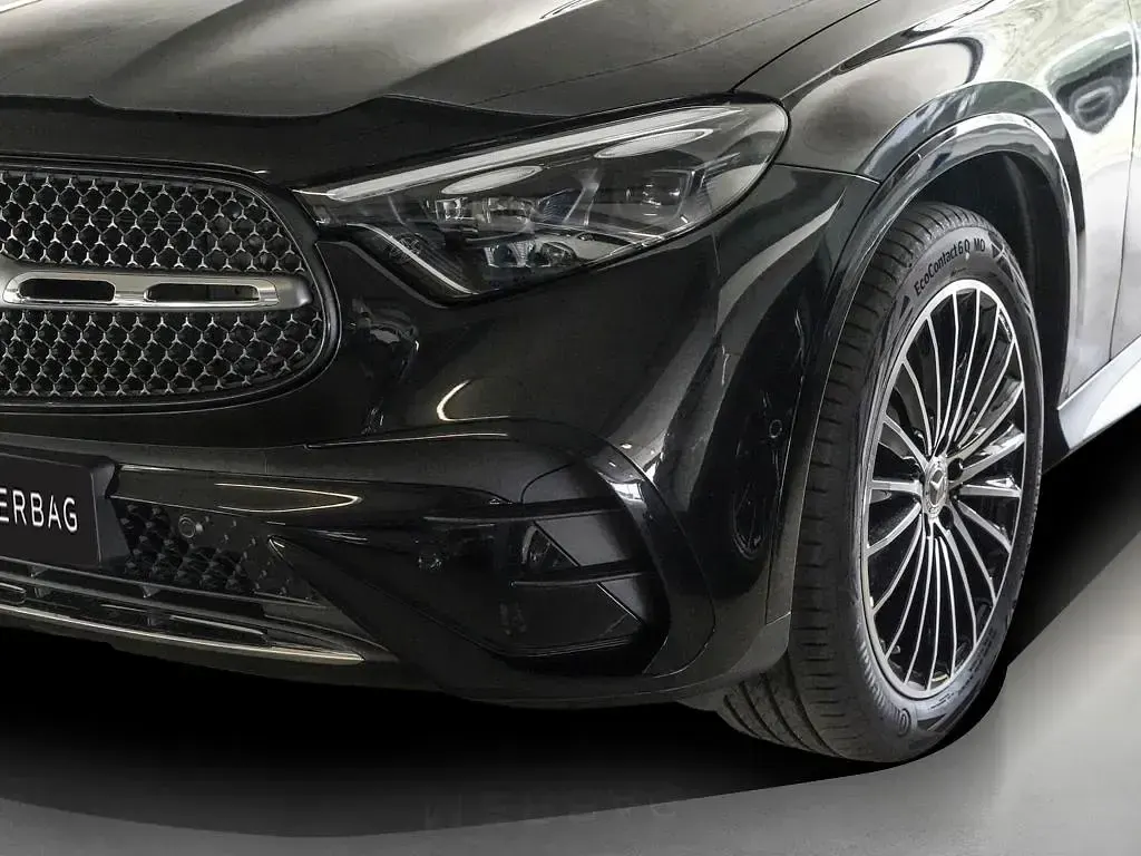 Gebraucht Mercedes GLC220 AMG 220 PS (161 kW) 2025 Polarweiß SUV