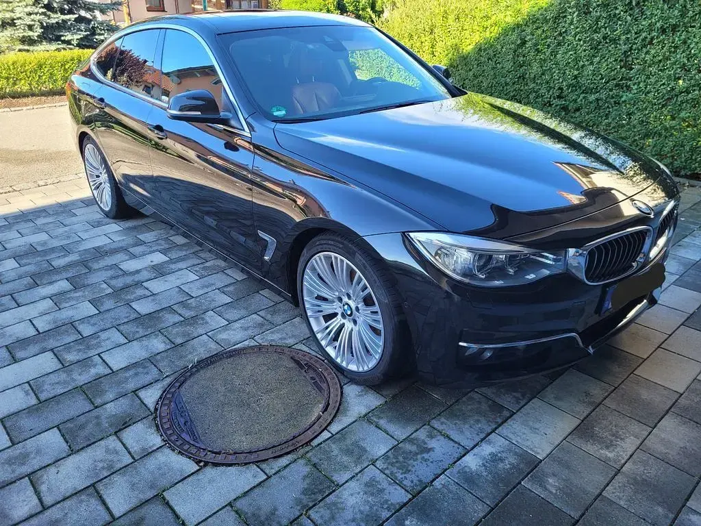 Gebraucht BMW 335 Luxury Line 306 PS (225 kW) 2013 Schwarz Limousine