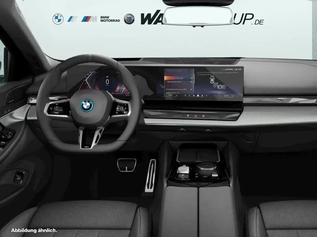 Neu BMW i5 M Sport 250 kW (340 PS) 2026 Grau metallic