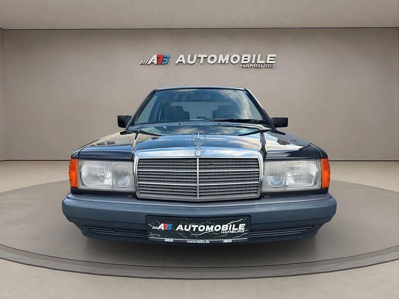 Gebraucht Mercedes 190 109 PS (80 kW) 1992 Schwarz Limousine