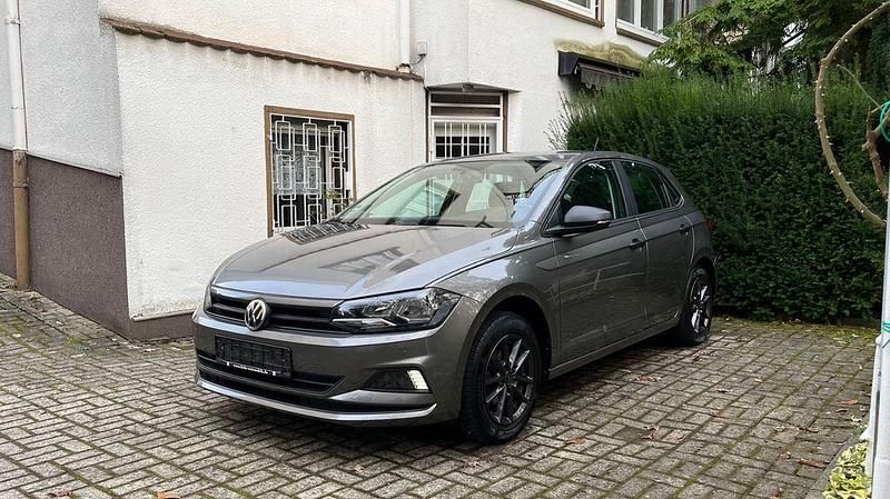 Usata VW Polo 75 CV (55 kW) 2018 Grigio Berlina