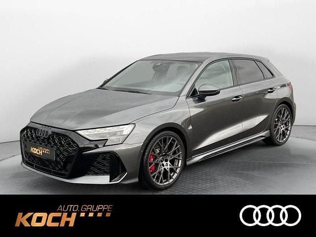 Gebraucht Audi RS3 Sportback Ambiente 400 PS (294 kW) 2025 Daytonagrau perleffekt Kleinwagen