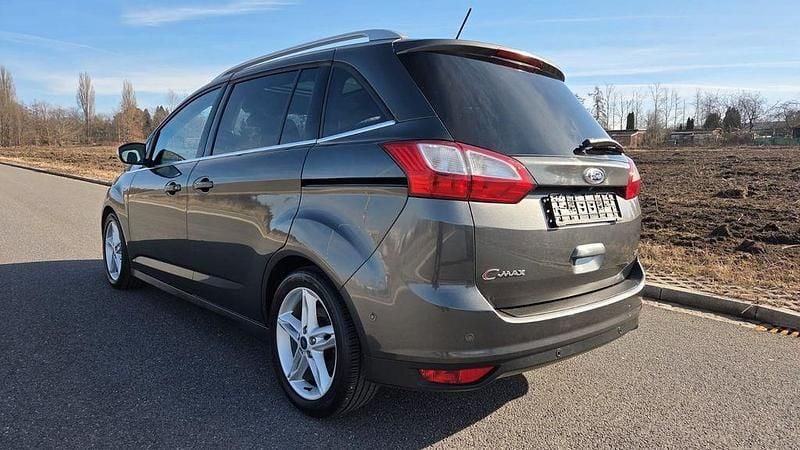Gebraucht Ford C-MAX Titanium 125 PS (91 kW) 2018 Van / Kleinbus