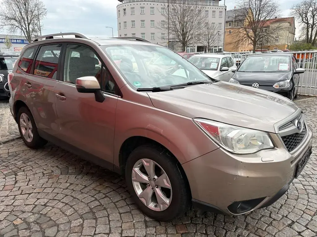 Second-hand Subaru Forester Platinum 147 CP (108 kW) 2014 Bej SUV