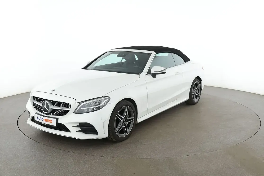 Gebraucht Mercedes C180 AMG line 156 PS (114 kW) 2019 Cabrio