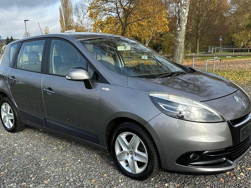 Grau cassiopee Gebraucht 2013 Renault Scénic III Van / Kleinbus | 5.999 € (Fairer Preis) - Bild 1/4