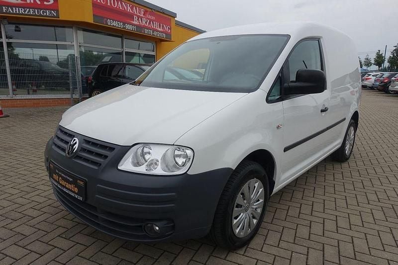 Weiß Gebraucht 2010 VW Caddy Van / Kleinbus | 9.950 € (Etwas zu teuer) - Bild 1/4