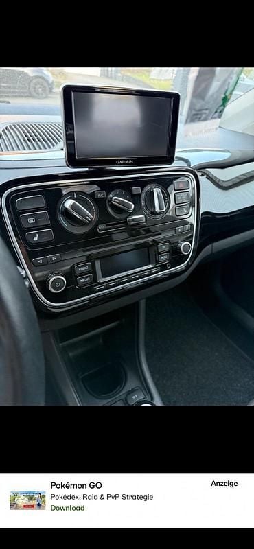 Second-hand VW up! 75 CP (55 kW) 2013 Negru Hatchback