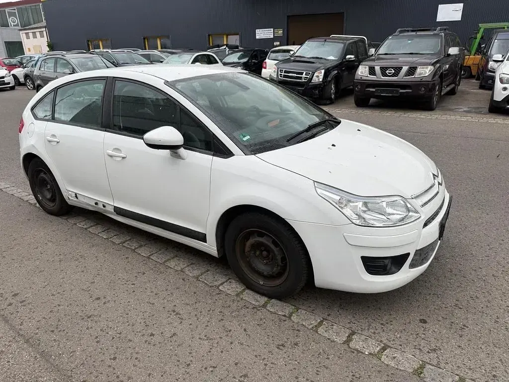 Gebraucht Citroën C4 Tonic 88 PS (64 kW) 2010 Weiß Limousine