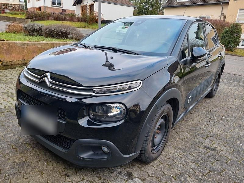 Schwarz Gebraucht 2019 Citroën C3 PureTech Kleinwagen | 8.490 € (Guter Preis) - Bild 1/4