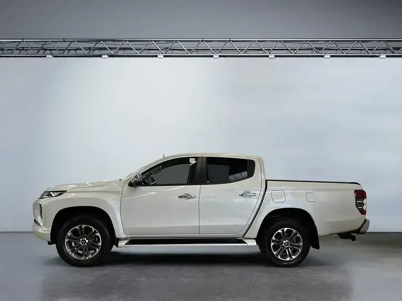 Gebraucht Mitsubishi L200 Edition 150 PS (110 kW) 2020 Titanweiss Pickup