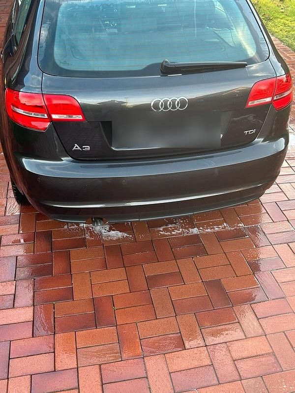 Używany Audi A3 Comfort 140 KM (102 kW) 2010 Szary Hatchback
