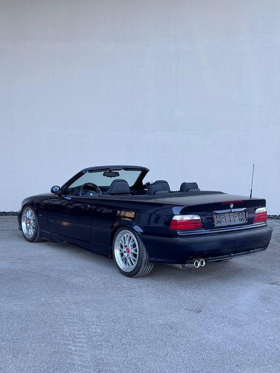 Gebraucht BMW 328 Performance 193 PS (141 kW) 1999 Blau Cabrio