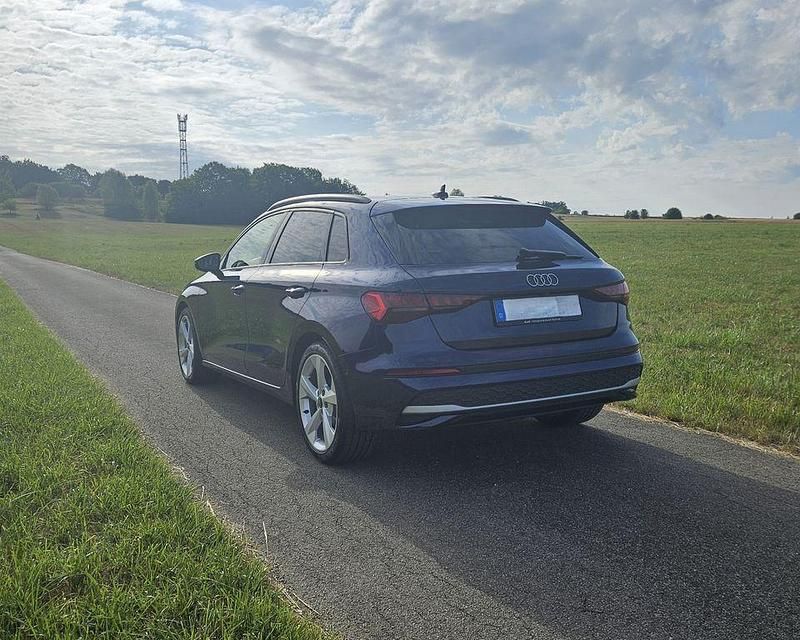 Gebraucht Audi A3 Advanced 150 PS (110 kW) 2024 Blau Limousine