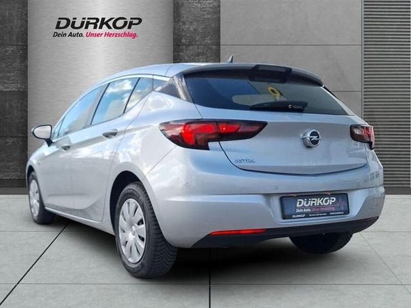 Gebraucht Opel Astra Edition 125 PS (91 kW) 2019 Argon silber/ice silver (m2) Limousine