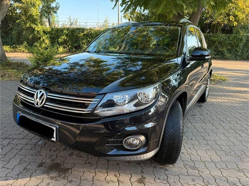 Schwarz Gebraucht 2013 VW Tiguan Life SUV | 9.999 € (Superpreis) - Bild 1/4