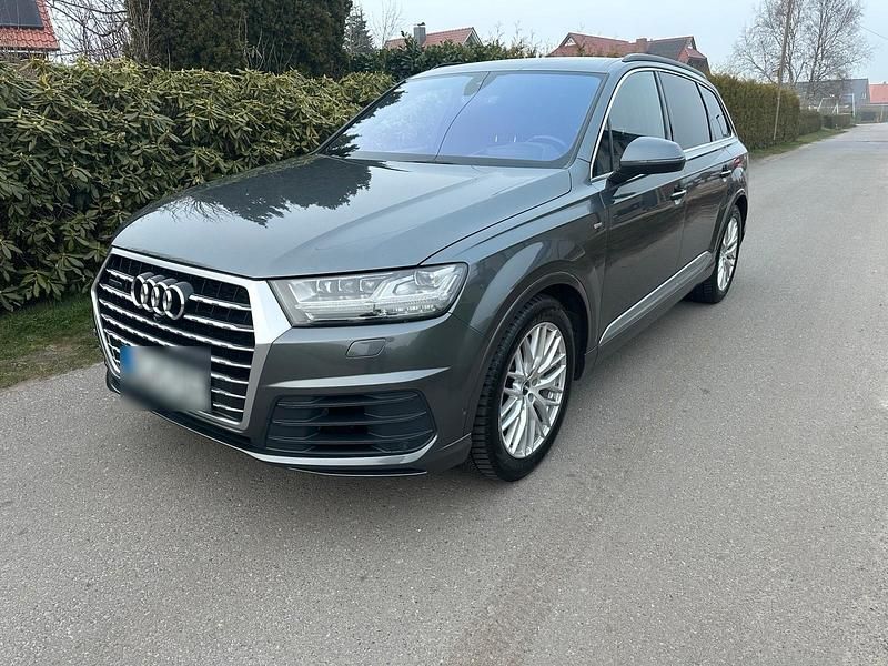 Gebraucht Audi Q7 S-Line 272 PS (200 kW) 2015 Grau SUV