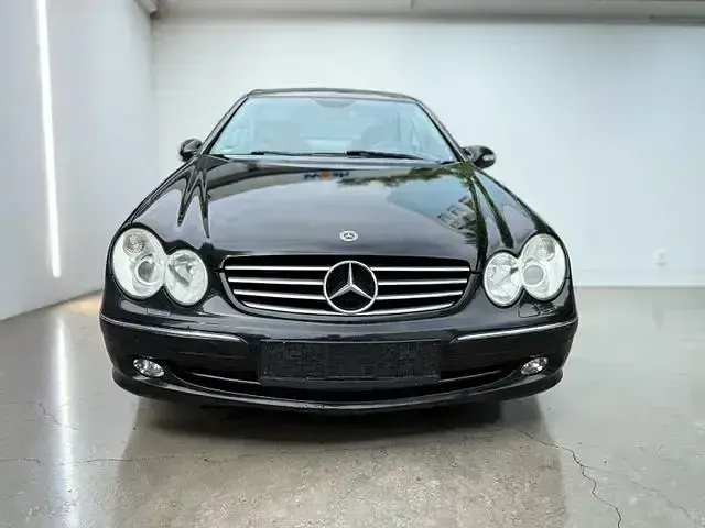 Gebraucht Mercedes CLK200 163 PS (119 kW) 2004 Obsidianschwarz Coupé