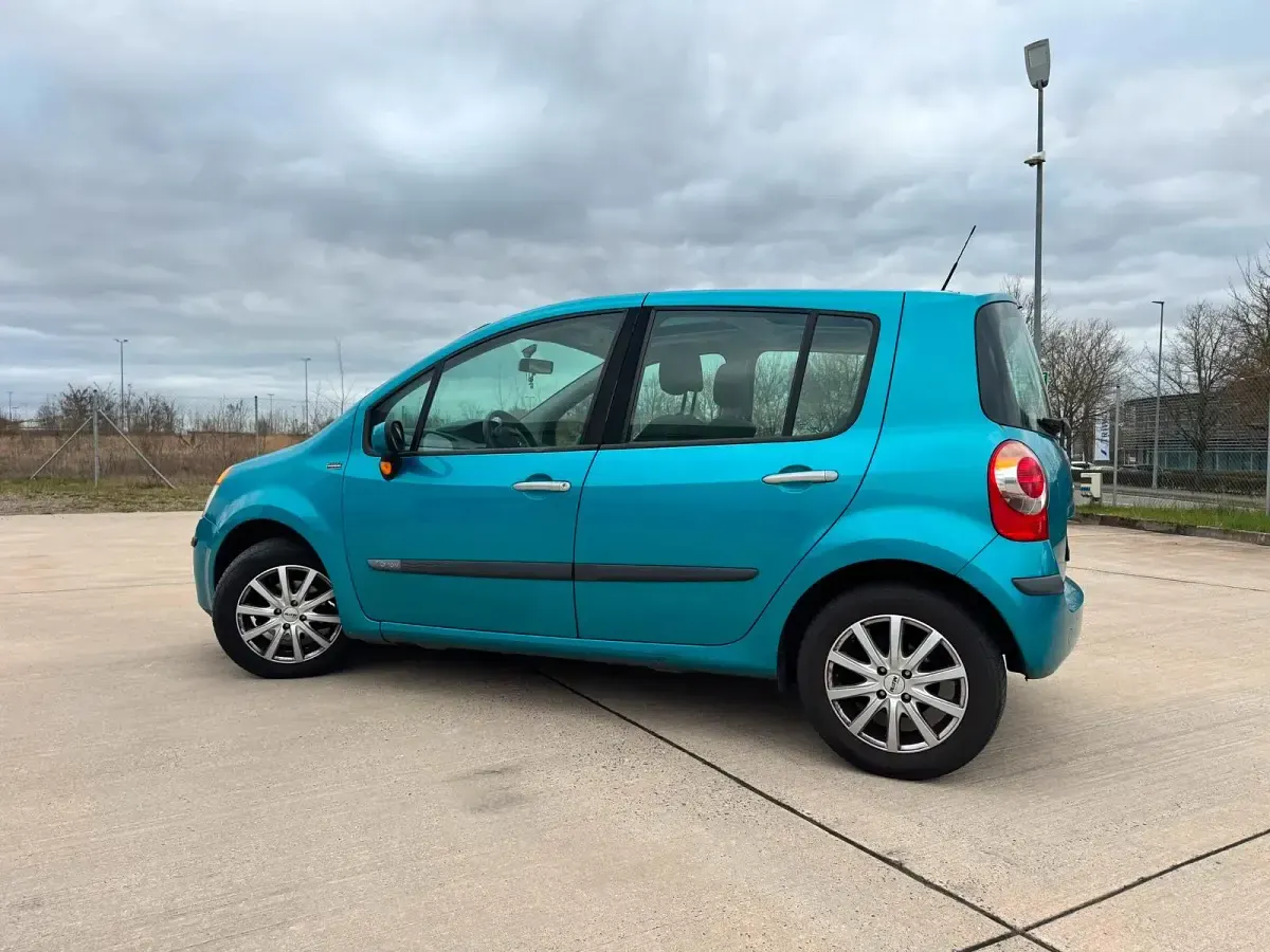 Gebraucht Renault Modus 88 PS (64 kW) 2005 Blau Van / Kleinbus