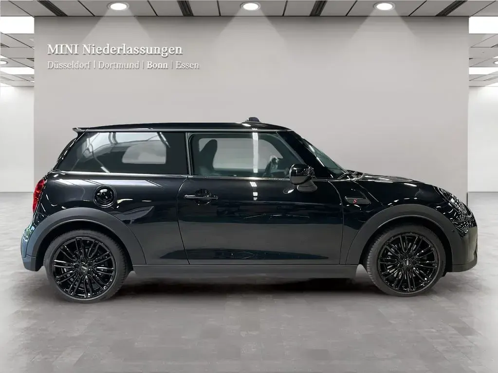 Second-hand Mini Cooper S 178 CP (130 kW) 2024 Negru Hatchback