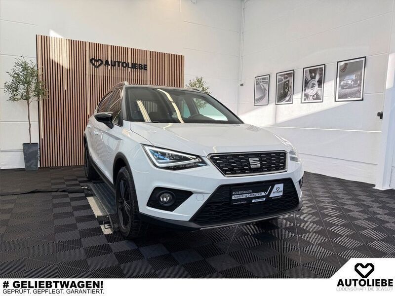 Weiß Gebraucht 2018 Seat Arona XCELLENCE SUV | 14.950 € (Fairer Preis) - Bild 1/4