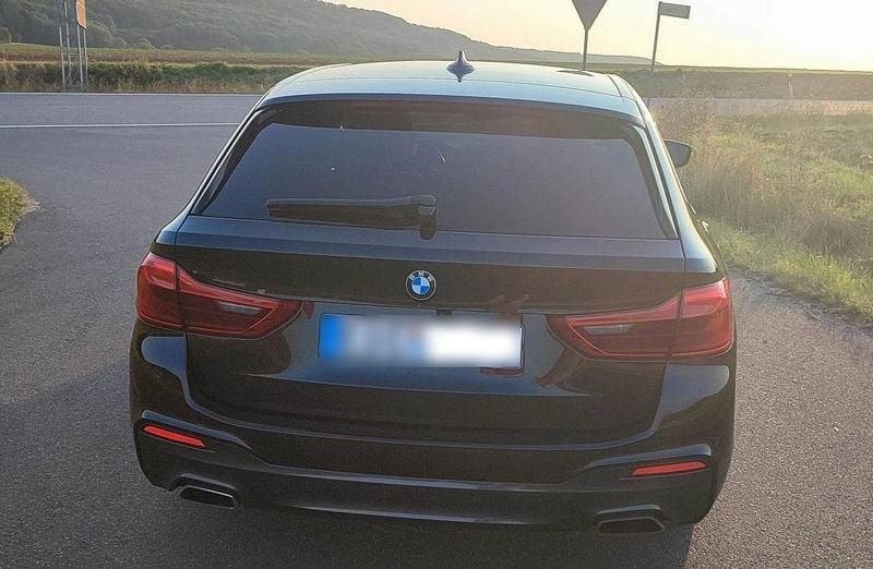 Gebraucht BMW 530 Shadowline 265 PS (194 kW) 2019 Schwarz Kombi