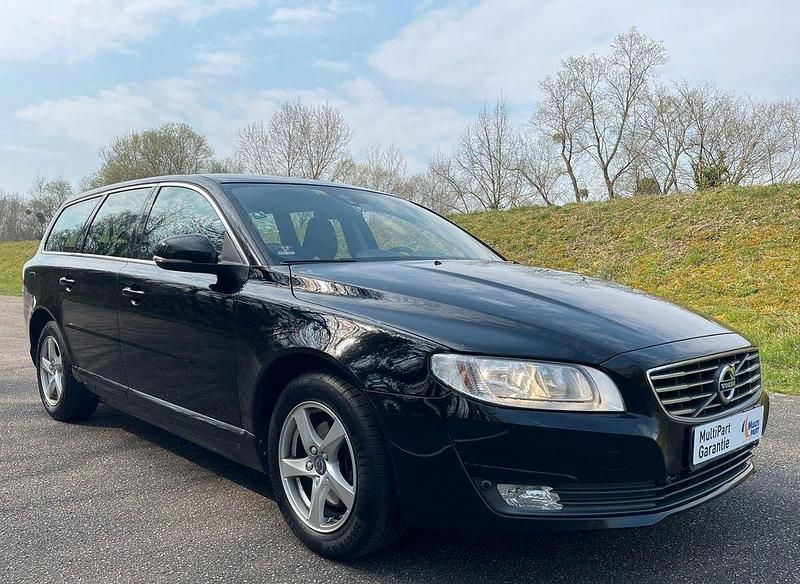 Gebraucht Volvo V70 Kinetic 120 PS (88 kW) 2016 Schwarz Kombi