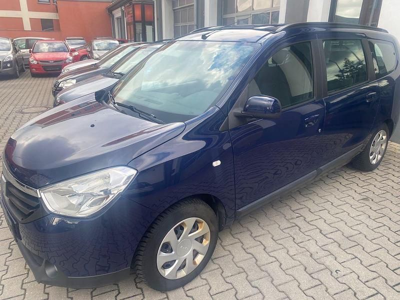 Gebraucht Dacia Lodgy Lauréate 116 PS (85 kW) 2015 Blau Van / Kleinbus