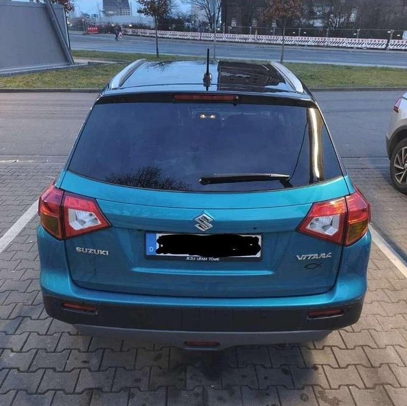 Gebraucht Suzuki Vitara Comfort 120 PS (88 kW) 2016 Blau SUV