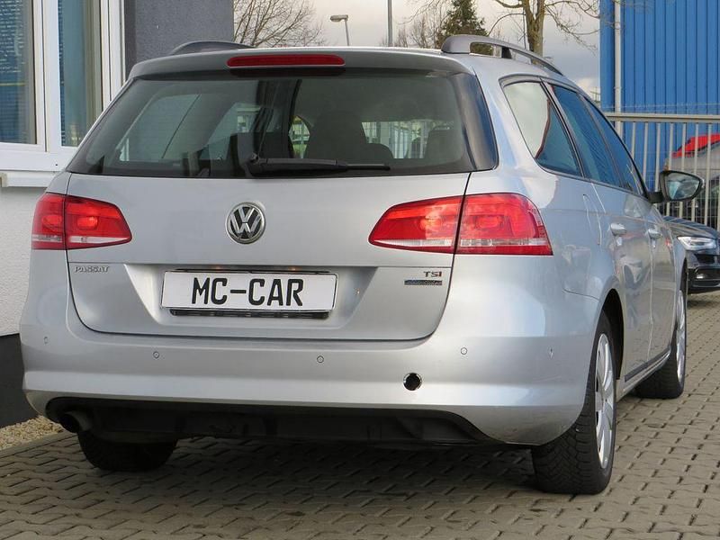 Gebraucht VW Passat Trendline 122 PS (89 kW) 2011 Silber Kombi