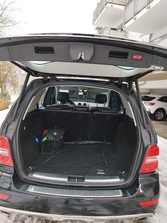 Gebraucht Mercedes ML350 240 PS (176 kW) 2010 Schwarz SUV