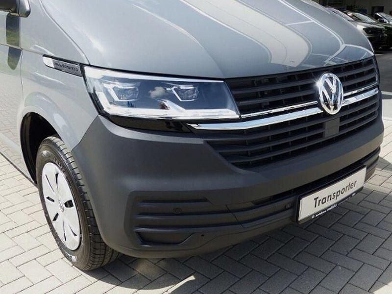Gebraucht VW T6.1 150 PS (110 kW) 2024 Grau Van