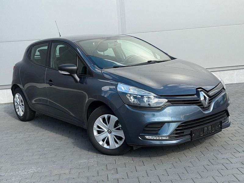 Grau Gebraucht 2019 Renault Clio IV Life Kleinwagen | 6.990 € (Guter Preis) - Bild 1/4