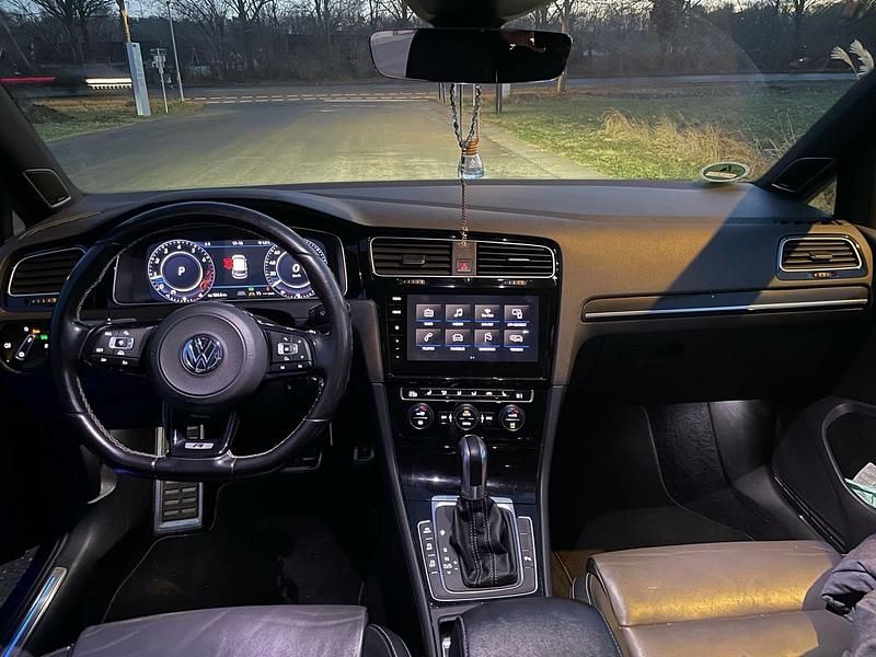 Gebraucht VW Golf VII R 310 PS (228 kW) 2017 Blau Limousine