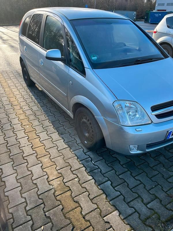 Gebraucht Opel Meriva 101 PS (74 kW) 2005 Silber Van / Kleinbus